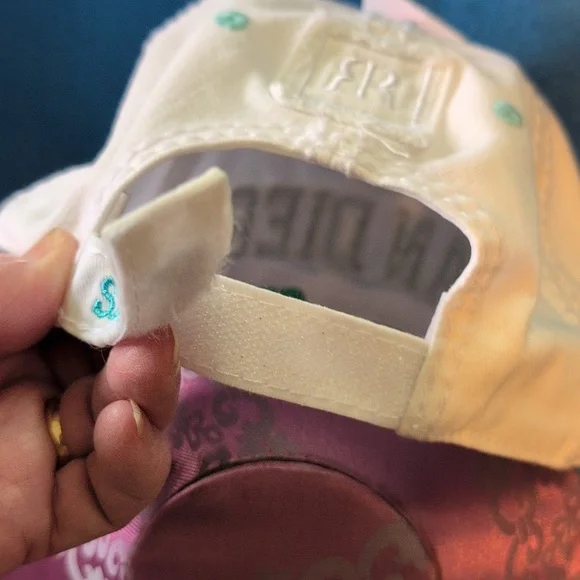 Box#7    Robin Ruth Floral San Diego Cap 🧢 - Picture 12 of 12